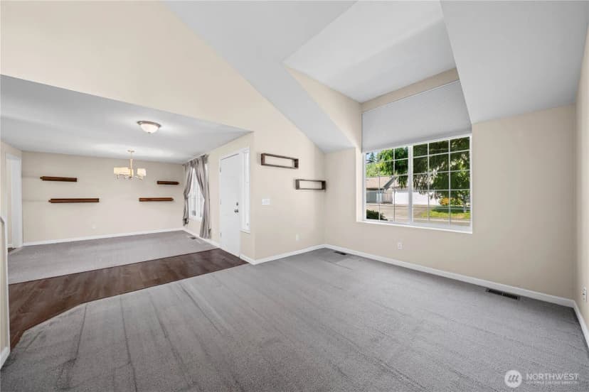 Property photo for 23221 Se 242nd Street, Maple Valley photo 9