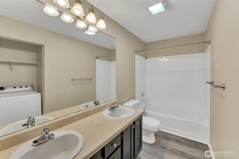 Property photo for 31500 33rd Place Sw #v102, Federal Way photo 9