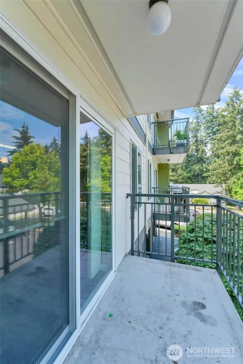 Property photo for 31500 33rd Place Sw #v102, Federal Way photo 14