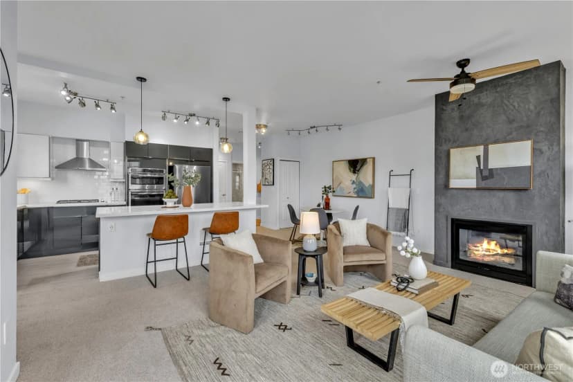Property photo for 530 4th Avenue W #410, Seattle