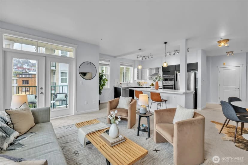 Property photo for 530 4th Avenue W #410, Seattle photo 16