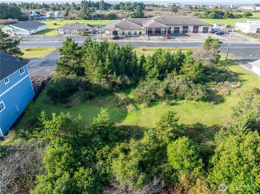 Property photo for 564 Point Brown Avenue Ne, Ocean Shores photo 15