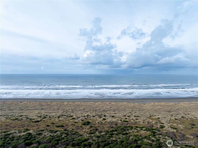 Property photo for 564 Point Brown Avenue Ne, Ocean Shores photo 27