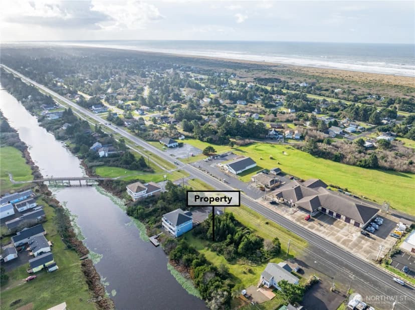 Property photo for 568 Point Brown Avenue Ne, Ocean Shores photo 7