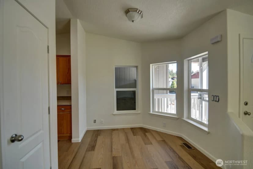 Property photo for 5323 W Eagle Lane Sw, Olympia photo 6