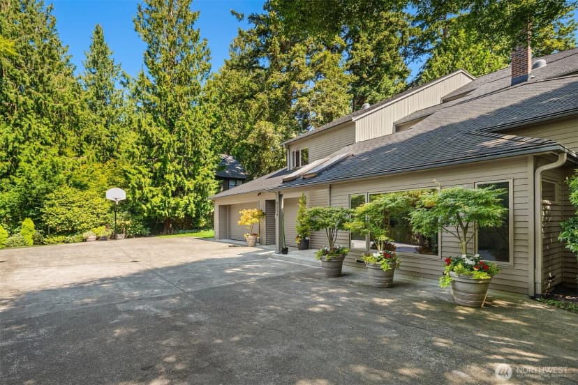 Property photo for 4330 W Cramer Street, Seattle photo 3