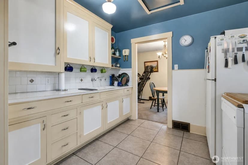 Property photo for 1002 21st Street Se, Auburn photo 8