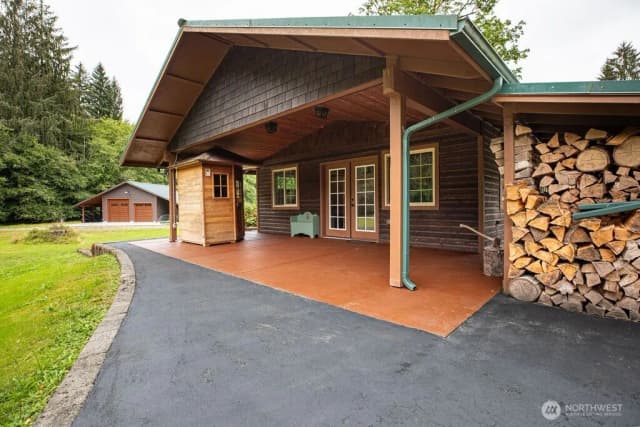 Property photo for 2298 Undie, Forks