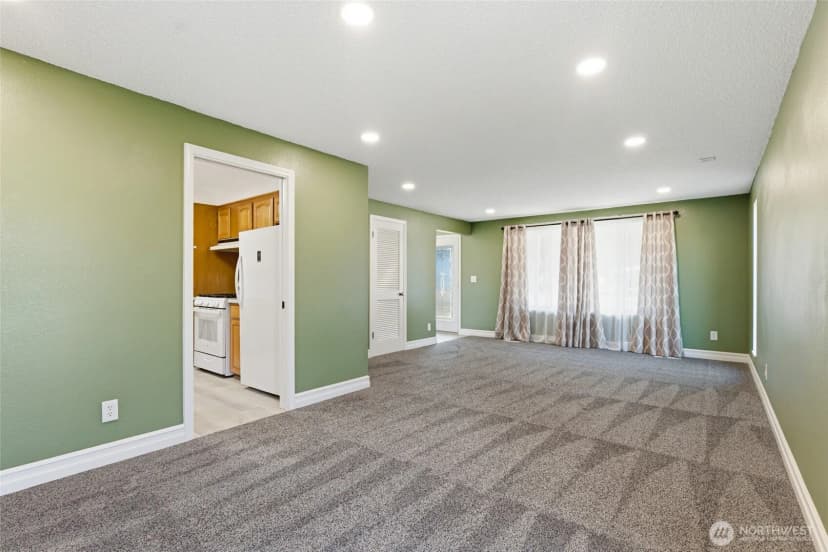 Property photo for 7804 Bobcat Drive Se, Lacey photo 8