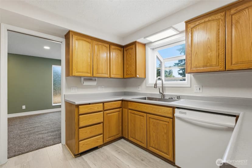 Property photo for 7804 Bobcat Drive Se, Lacey photo 13