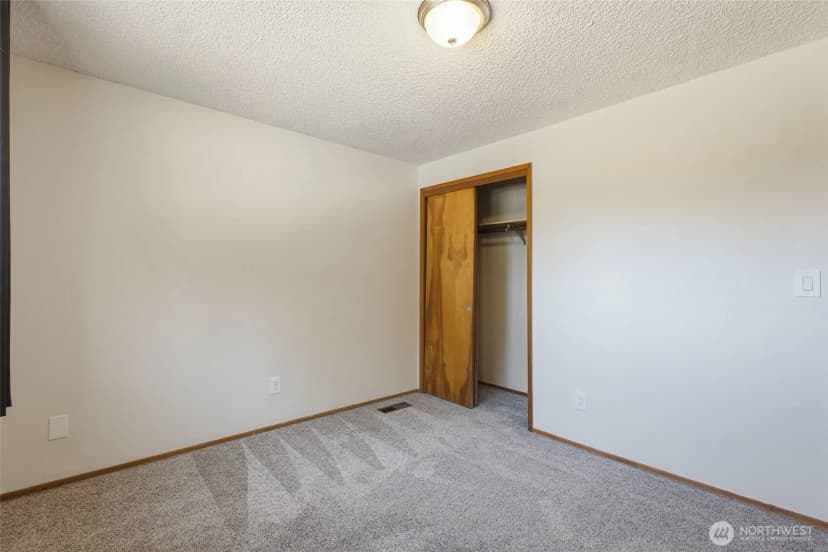 Property photo for 7804 Bobcat Drive Se, Lacey photo 18