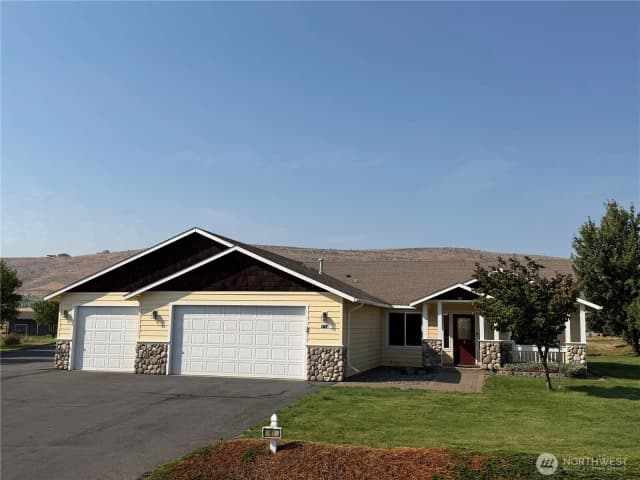 Property photo for 91 Fieldstone Court, Ellensburg photo 2