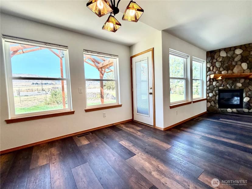 Property photo for 91 Fieldstone Court, Ellensburg photo 8