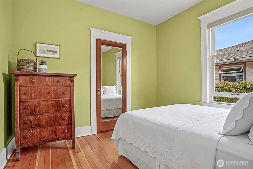 Property photo for 2833 Nw 69th Street, Seattle photo 12