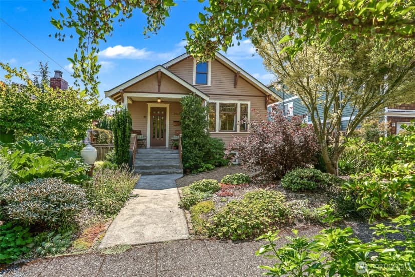 Property photo for 2833 Nw 69th Street, Seattle photo 2