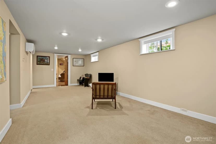 Property photo for 2833 Nw 69th Street, Seattle photo 27