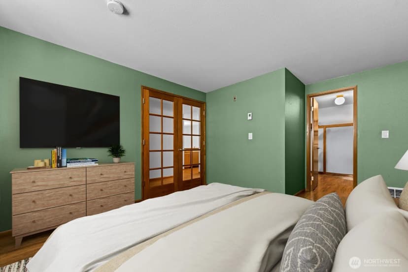 Property photo for 6920 California Avenue Sw #12, Seattle photo 13
