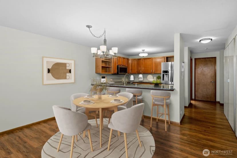 Property photo for 6920 California Avenue Sw #12, Seattle photo 3