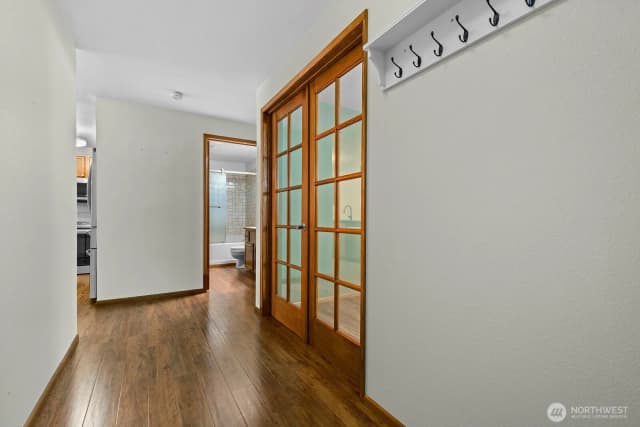 Property photo for 6920 California Avenue Sw #12, Seattle photo 2