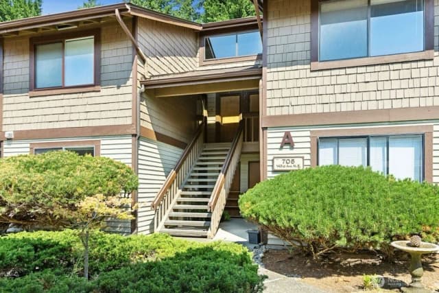 Property photo for 705 143rd Avenue Ne #a2, Bellevue photo 3