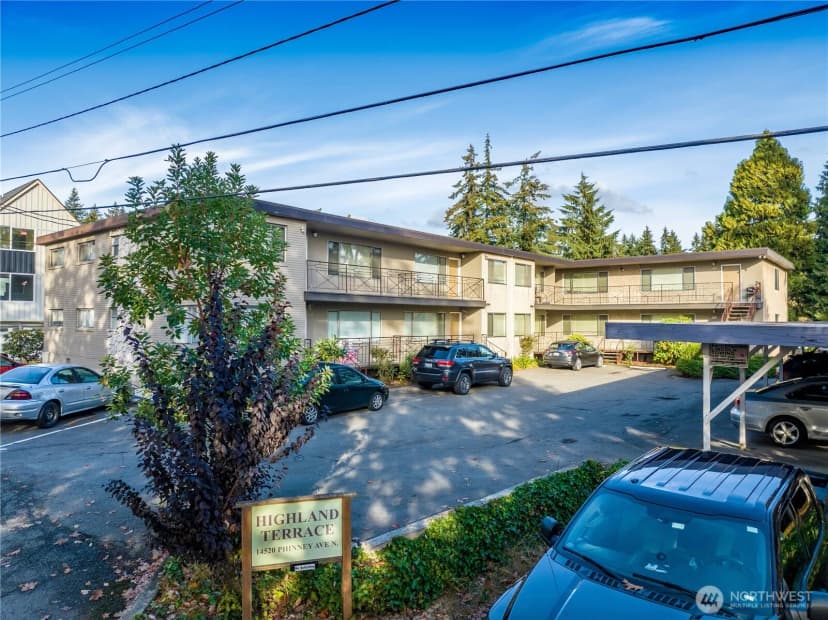 Property photo for 14520 Phinney Avenue N, Shoreline photo 14
