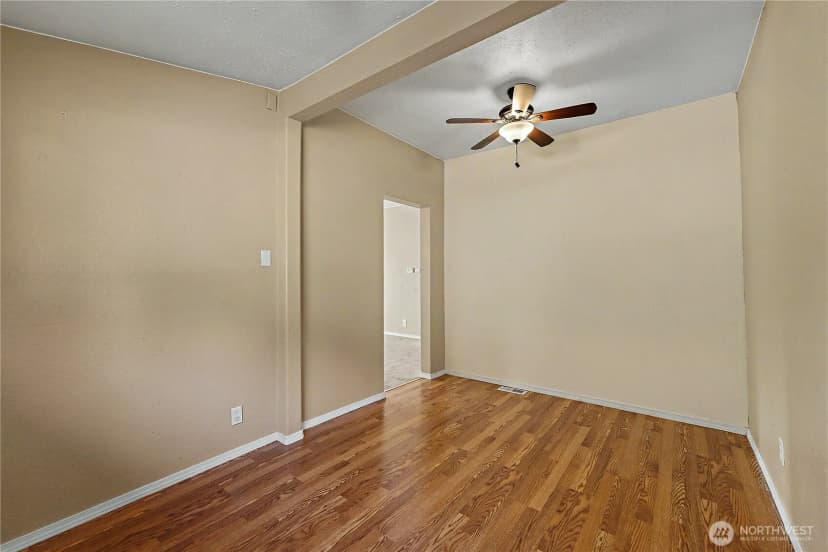 Property photo for 25010 Morgan Street, Black Diamond photo 14