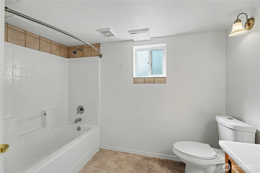 Property photo for 25010 Morgan Street, Black Diamond photo 22