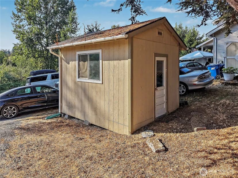 Property photo for 25010 Morgan Street, Black Diamond photo 30
