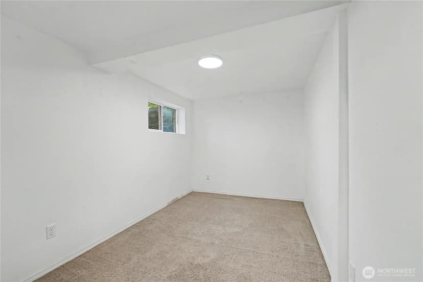 Property photo for 25010 Morgan Street, Black Diamond photo 21