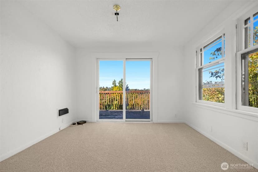 Property photo for 4721 21st Avenue Sw, Seattle photo 12