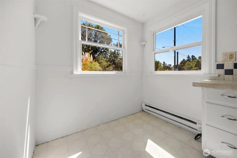 Property photo for 4721 21st Avenue Sw, Seattle photo 7
