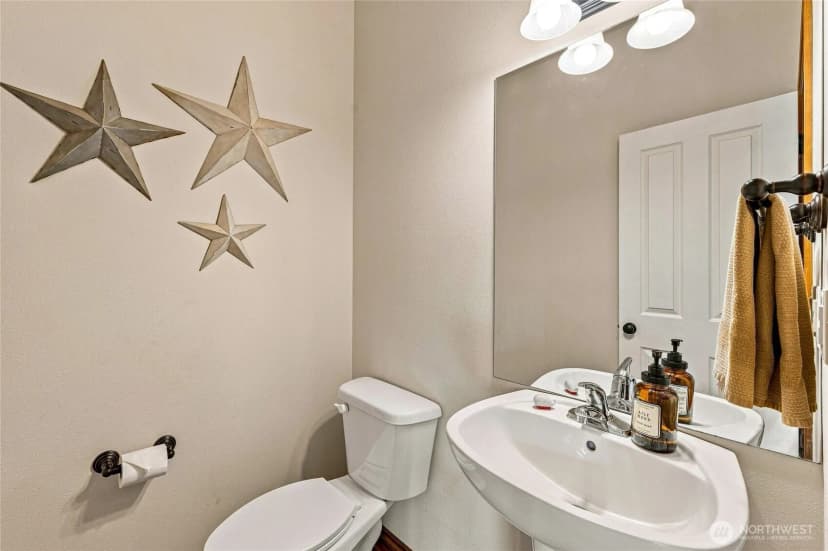 Property photo for 2465 Cirrus Lane, Ferndale photo 17