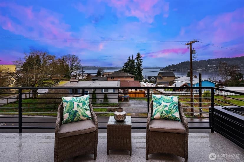 Property photo for 3202 Burnett Avenue N, Renton photo 17