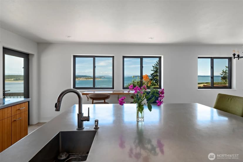 Property photo for 1526 Scenic Heights Road, Oak Harbor photo 12