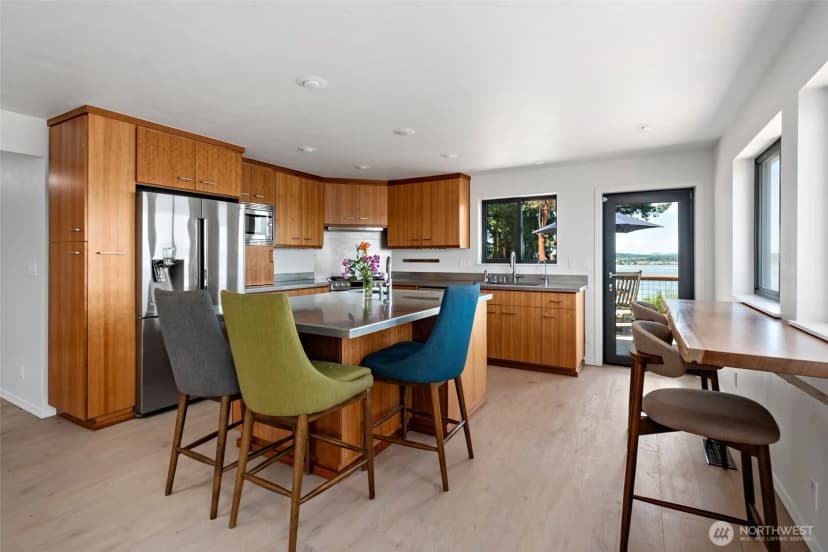 Property photo for 1526 Scenic Heights Road, Oak Harbor photo 10