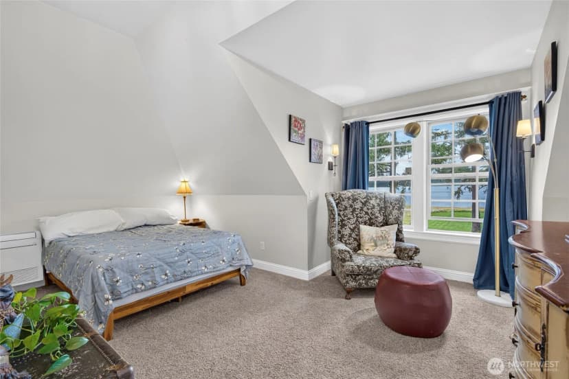 Property photo for 15314 Sandridge Road, Long Beach photo 27