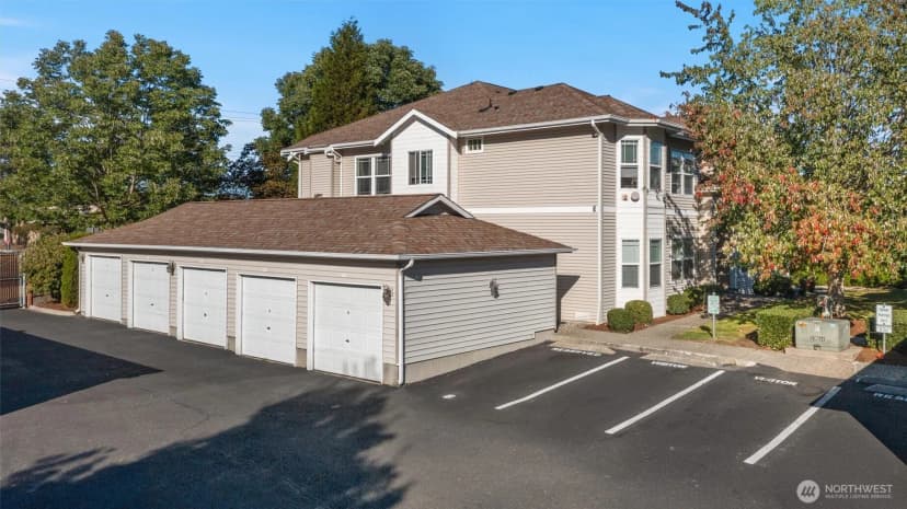 Property photo for 10025 9th Avenue W #e102, Everett photo 28