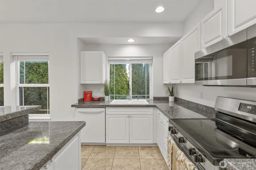 Property photo for 10025 9th Avenue W #e102, Everett photo 9