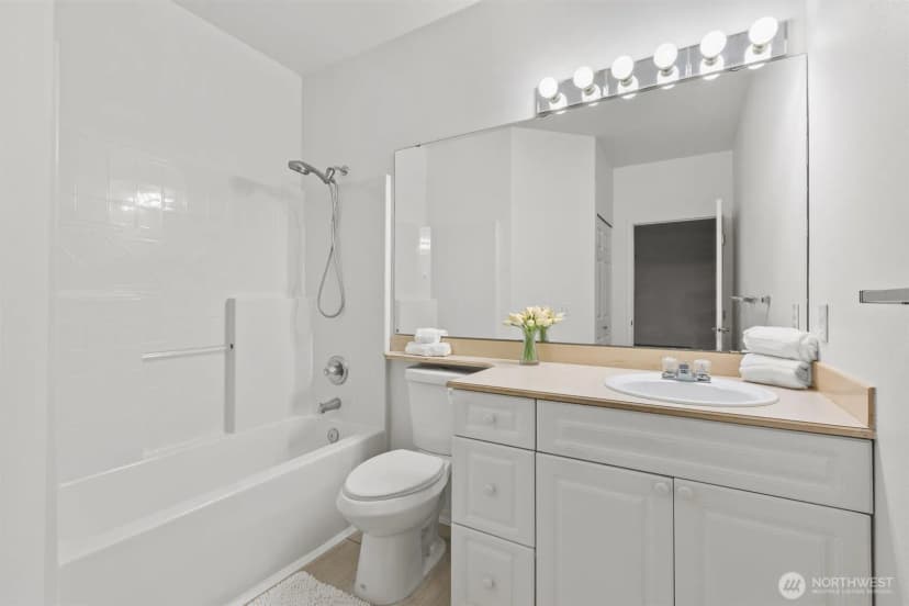 Property photo for 10025 9th Avenue W #e102, Everett photo 19