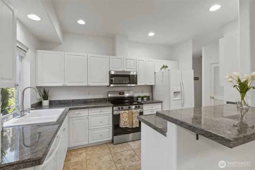 Property photo for 10025 9th Avenue W #e102, Everett photo 10