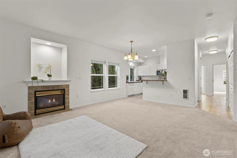 Property photo for 10025 9th Avenue W #e102, Everett photo 4