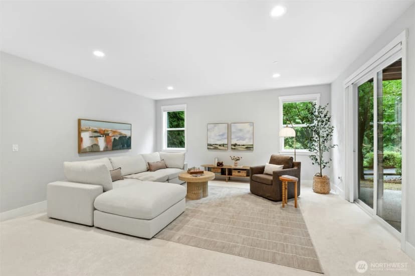 Property photo for 6814 Ne 129th Street, Kirkland photo 30