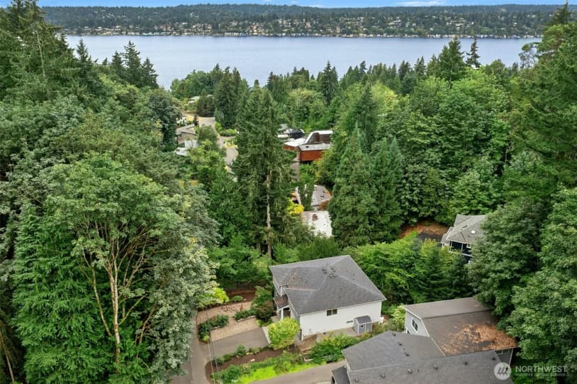 Property photo for 6814 Ne 129th Street, Kirkland photo 40