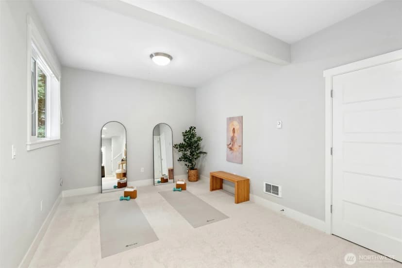Property photo for 6814 Ne 129th Street, Kirkland photo 32