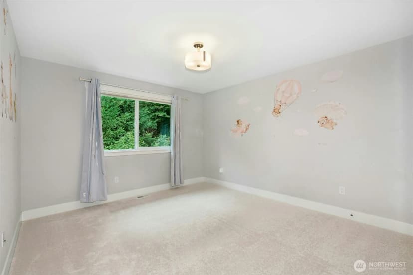 Property photo for 6814 Ne 129th Street, Kirkland photo 27