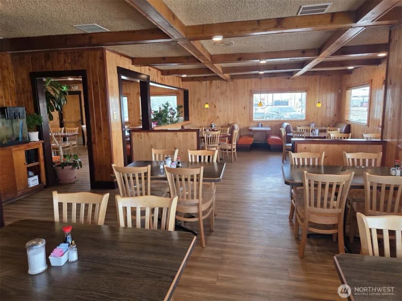 Property photo for 613 Yakima Valley Highway, Sunnyside photo 10