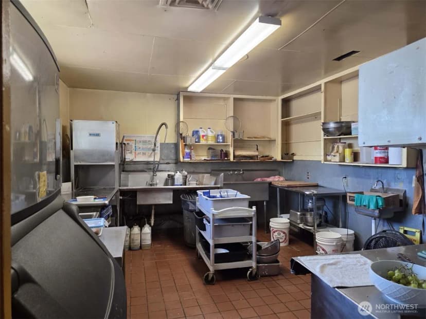 Property photo for 613 Yakima Valley Highway, Sunnyside photo 13
