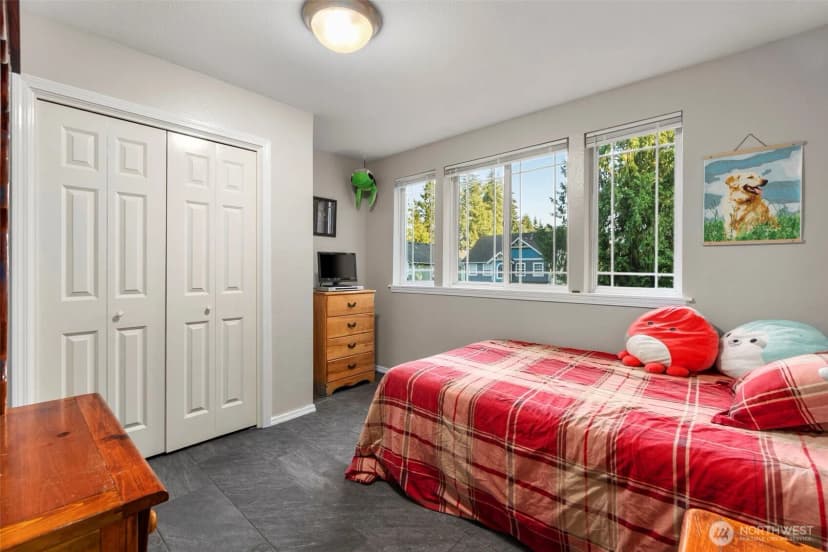 Property photo for 5104 41st Avenue Se, Lacey photo 23