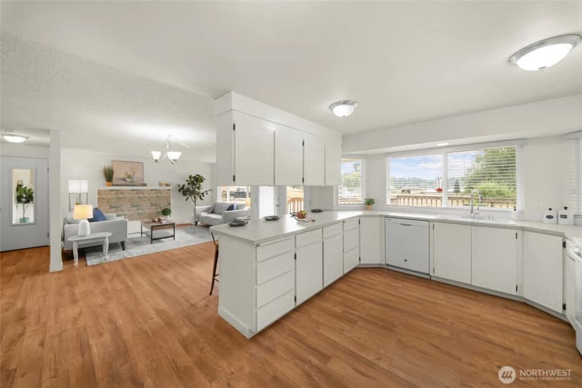 Property photo for 15807 Lawrence Place Se, Yelm photo 9