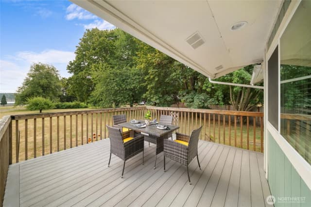 Property photo for 15807 Lawrence Place Se, Yelm photo 4